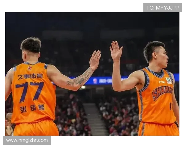 上海连胜登顶李弘权三分飙27分